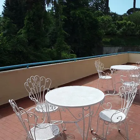 فندق Belvedere 3*